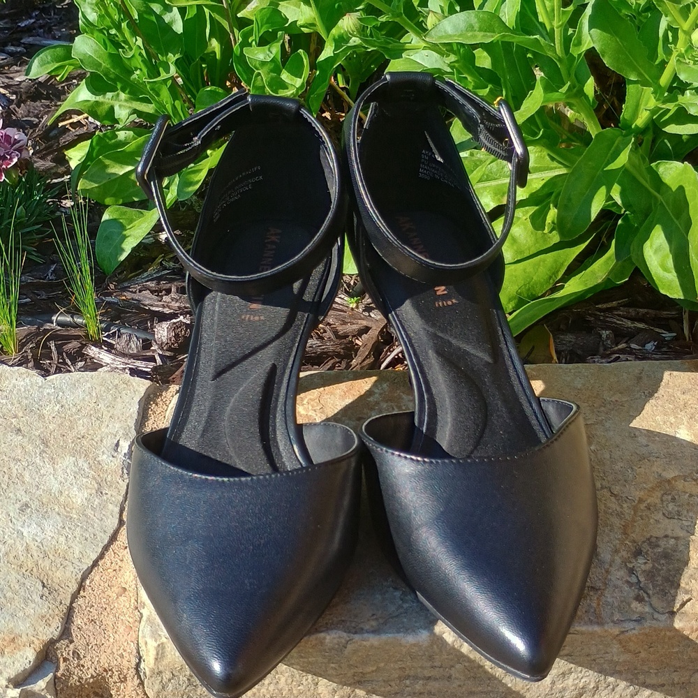 Anne Klein iflex Black Pointed-Toe Ankle-Strap Heels Women's Size 9 NWOB - Picture 4 of 6
